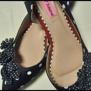 Betsey Johnson TUTU shoes adorable size 9.5 wore once